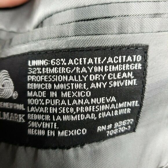 Stafford Men's Blazer Size 44 Gray Herringbone Jacket Reg 2-Button Sports Coat - Picture 7 of 8